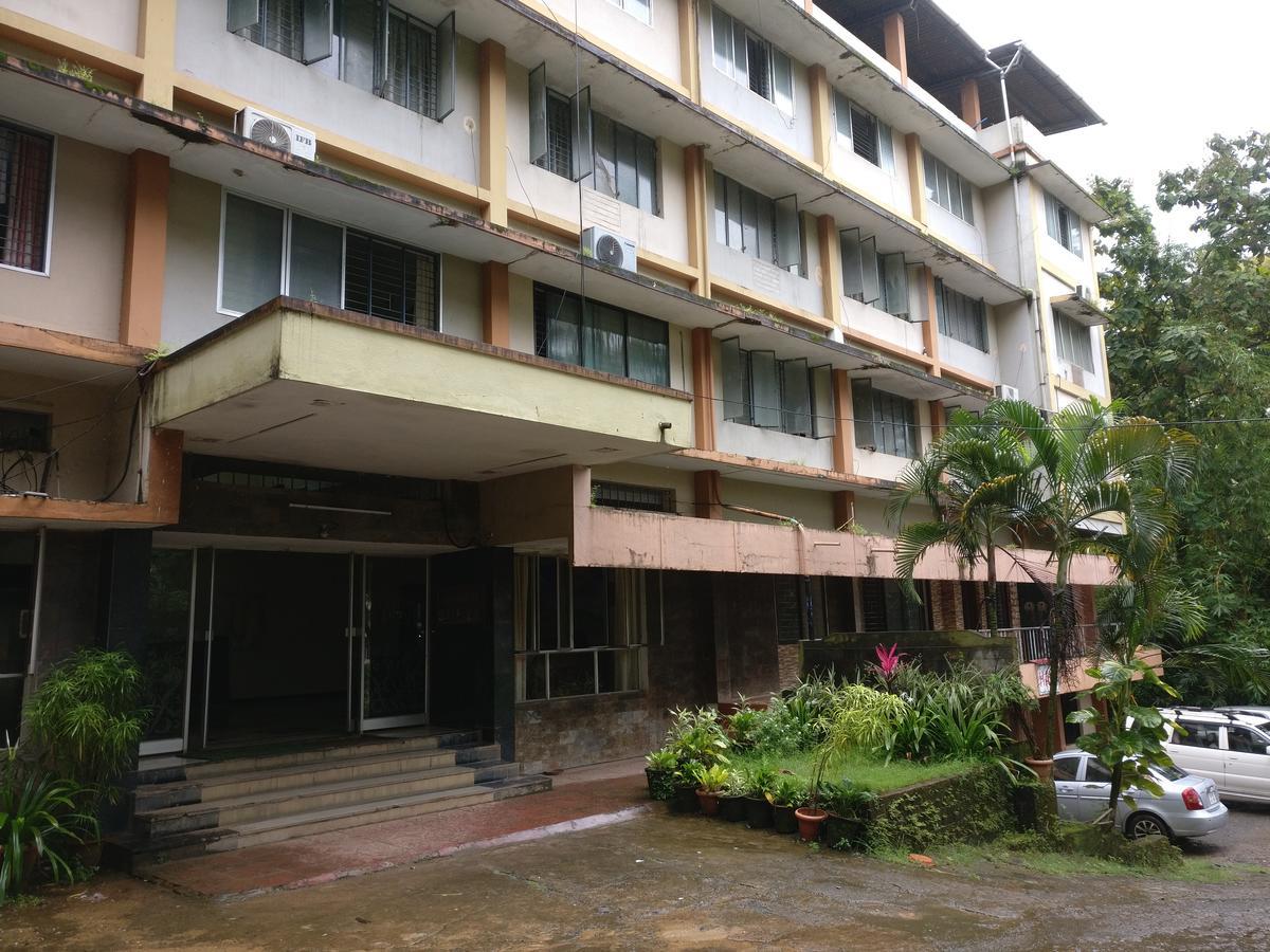 Hotel Surya Mangalúr Exteriér fotografie